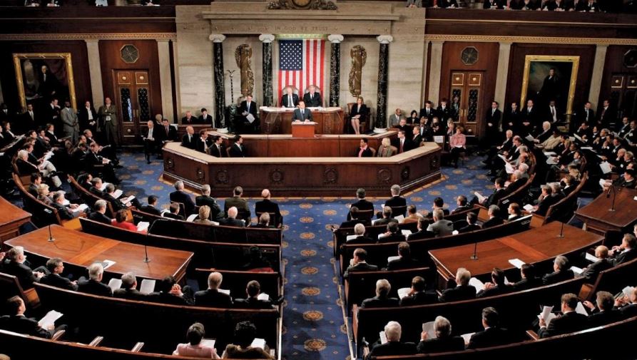 اقتصاد: الشيوخ الأمريكي يناقش حزمة تحفيز تزيد على تريليوني دولار لمواجهة كورونا