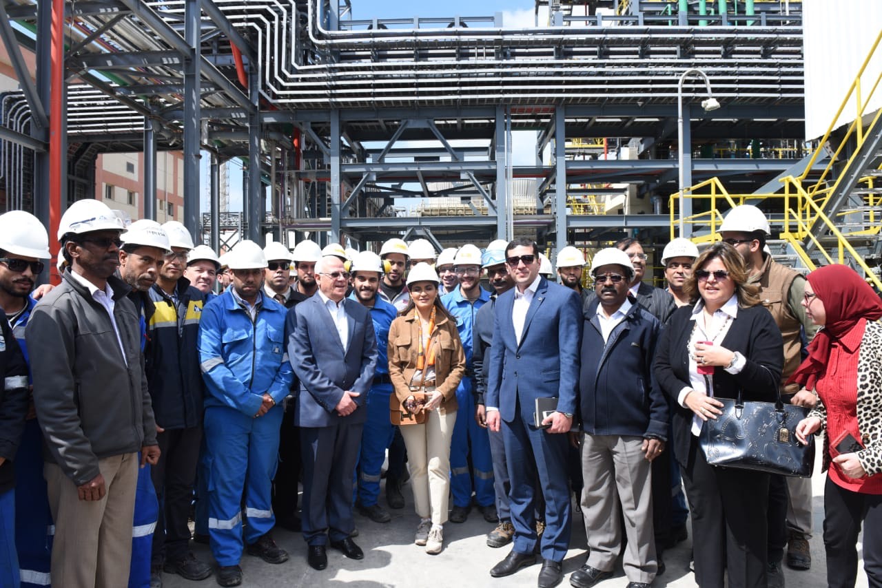 مصر: الاستثمار تفتتح مصنعين ياباني وهندي للصناعات الإلكترونية والكهربائية والبتروكيماويات