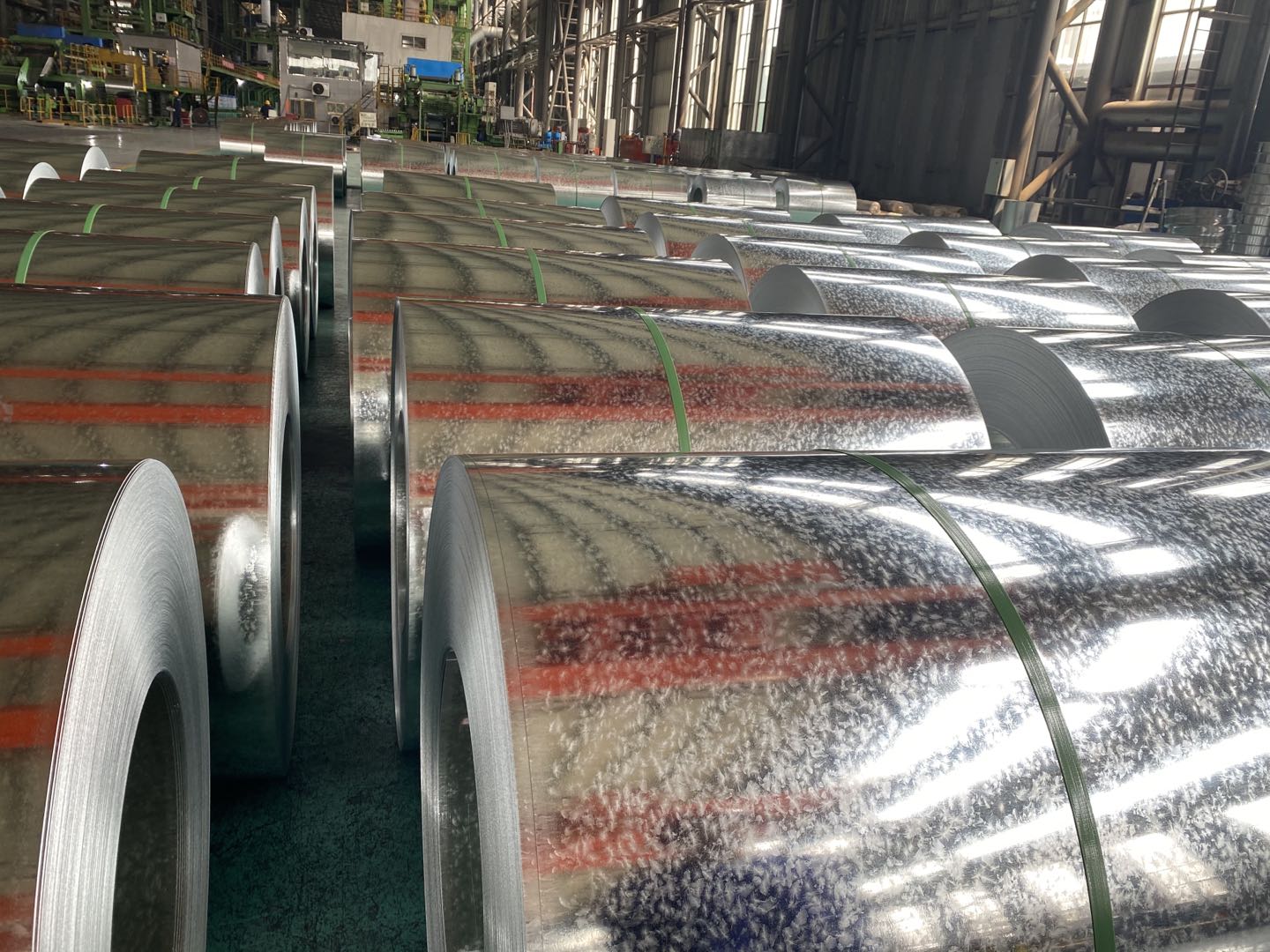 إرتفاع أسعار الصاج المجلفن في الإمارات العربية المتحدة