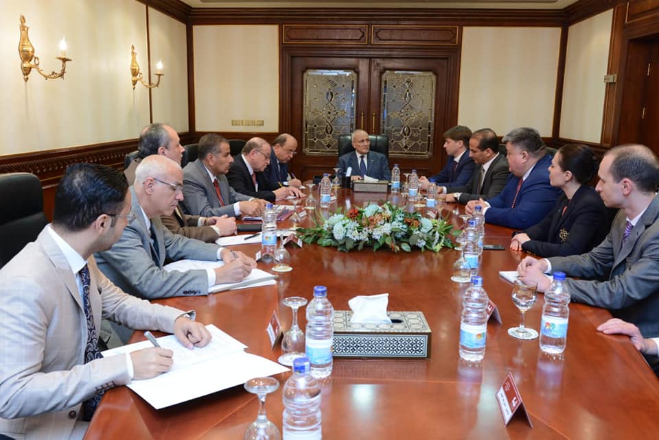 مصر: العصار.. يناقش مع (ترانسماش) الروسية مشروع عربات السكك الحديدية