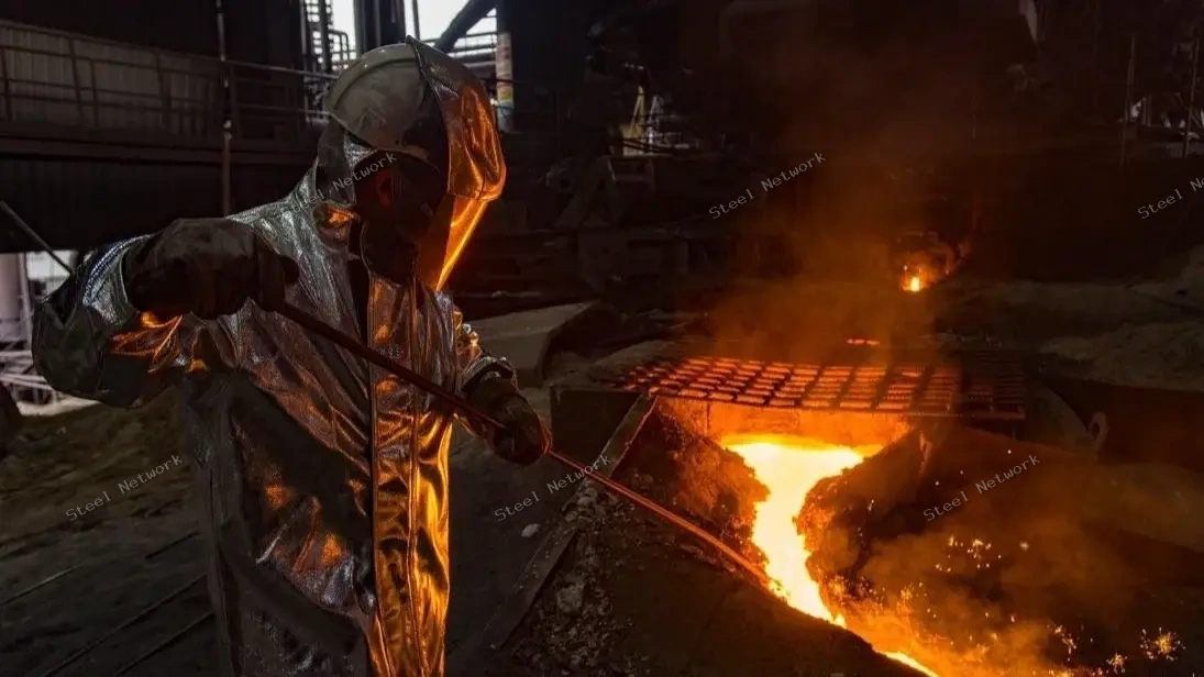 إنتاج الصلب في إيطاليا يرتفع 2.4% إلى 15.9 مليون طن خلال 9 أشهر.. والمنتجات المسطحة تتراجع 17% في سبتمبر
